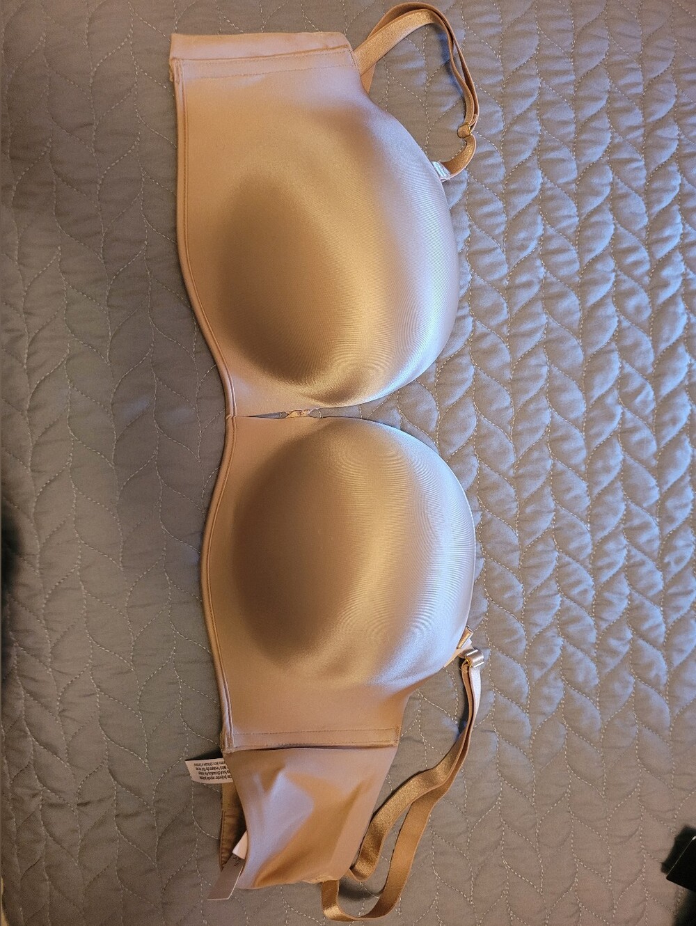 VICTORIA SECRET BOMBSHELL STRAPLESS PUSH-UP BRA 38DD